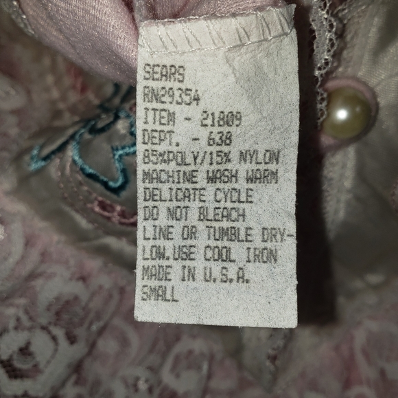 Vtg Pink Maxi Nightgown Size Small Puff Sleeve Lace Quilted Pearl Button Modest - Picture 10 of 13